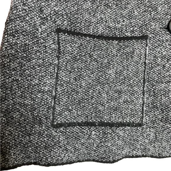Cocogio long sleeve button up wool blend cardigan sweater size medium - Picture 4 of 7